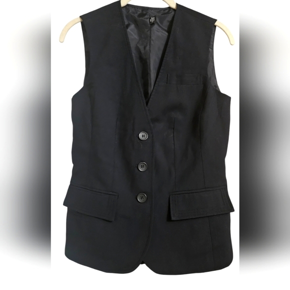 OOBE Tailored Vest In Black. Size XXS - Picture 1 of 8